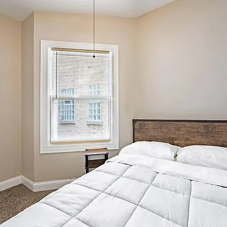 Spacious 3brcondo Near Wrigley Depaul +freeparking