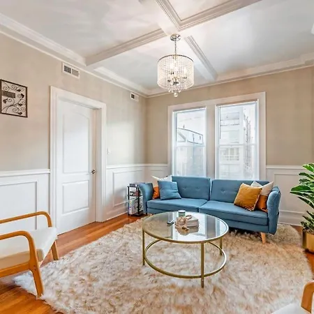 Spacious 3brcondo Near Wrigley Depaul +freeparking Chicago