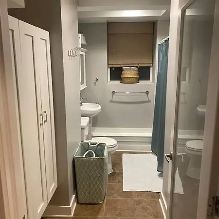 Lakeview Apartment Chicago