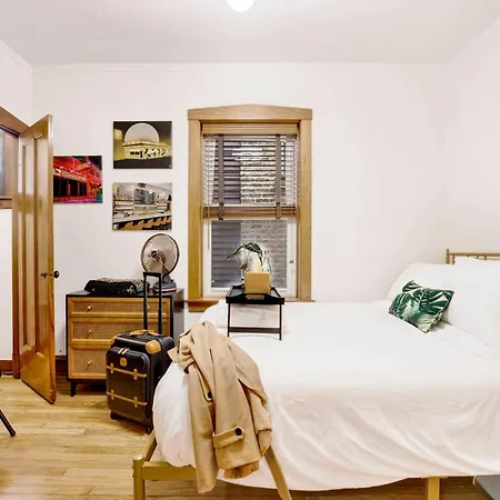 Apartment The Twin Lions: Bespoke Travel W/ Speakeasy*