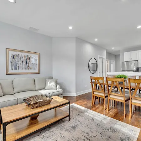Spacious Bucktown Sanctuary Holiday home *