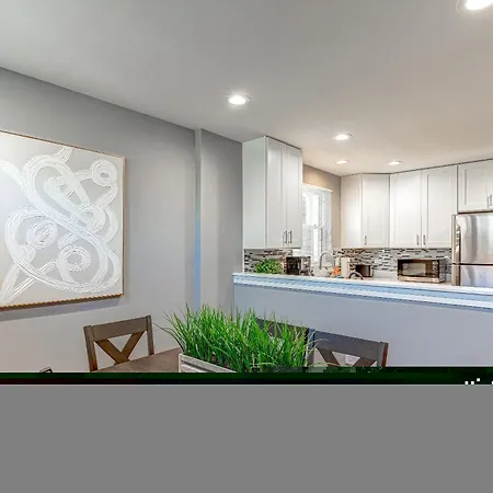 Holiday home Spacious Ukrainian Village Retreat *