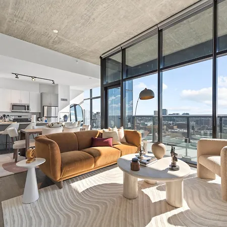 Fulbrix Bright Designer With West Loop Views Apartment *