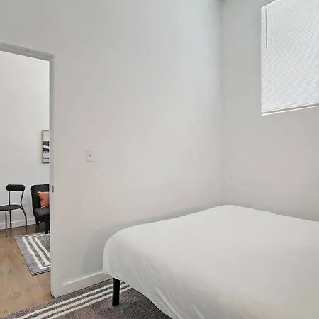 Apartment 1br Adorable With In-unit Laundry - 206 Rep Chicago