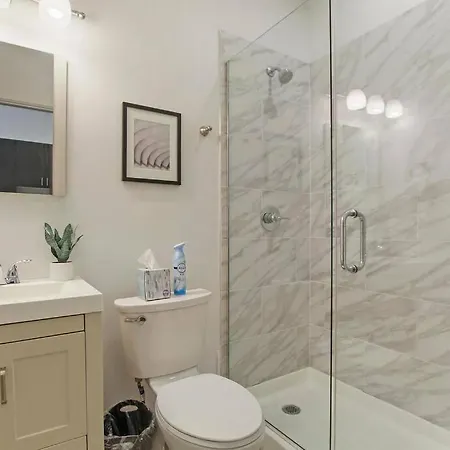 1br Adorable With In-unit Laundry - 206 Rep Apartment Chicago