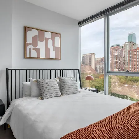 South Loop 1br W Sauna Fire Pits Nr L Park Chi-989 * Chicago