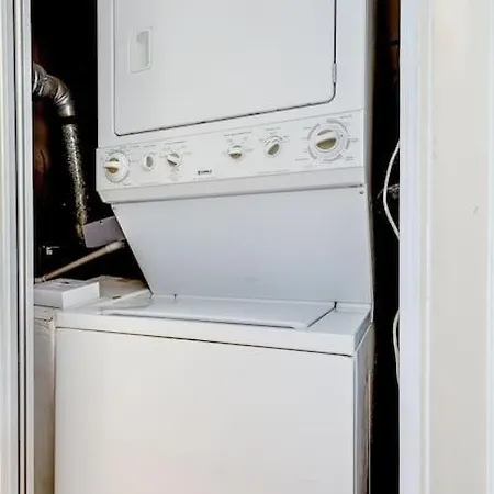Apartment 2 2 Floors In Downtown *