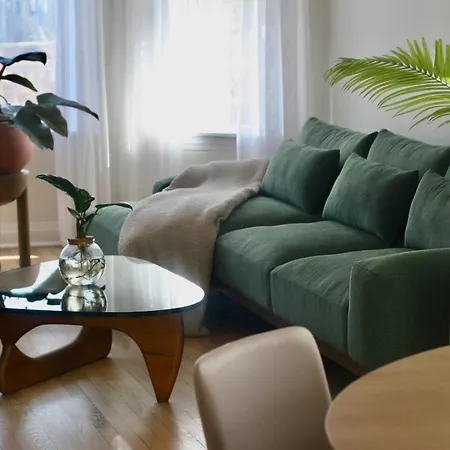 Apartment Stunning 4bd/2ba Getaway Chicago
