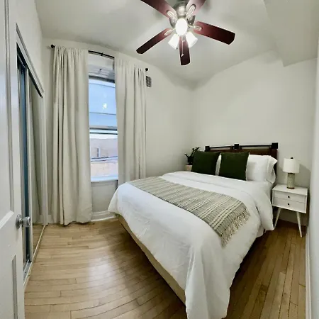 Apartment Stunning 4bd/2ba Getaway