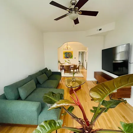 Stunning 4bd/2ba Getaway * Chicago