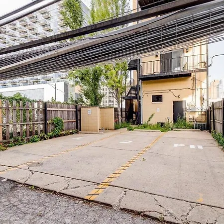 870 1&2 - 2 Separate In Same Building * Chicago
