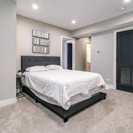 Immaculate Brand New Downtown *