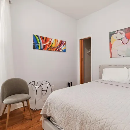 Comfortable In The Heart Of Bronzeville
