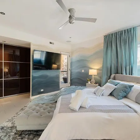 5br 5ba Architectural Estate-theatre Gym Rooftop