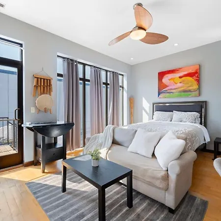 Holiday home Zen Oasis Of Elegance: Expansive Executive *