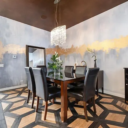 5br 5ba Architectural Estate-theatre Gym Rooftop Holiday home
