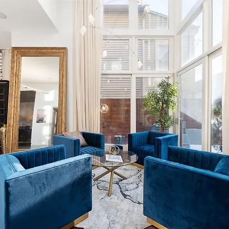 5br 5ba Architectural Estate-theatre Gym Rooftop *