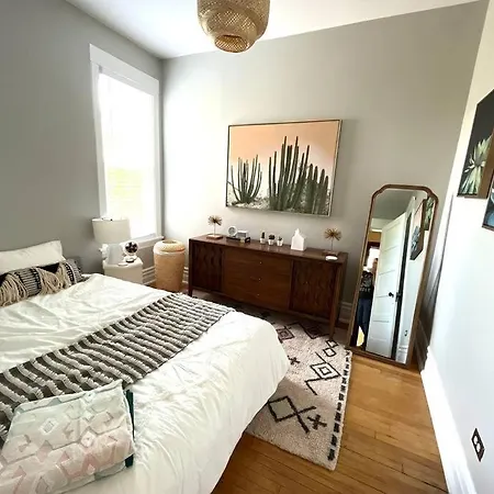 Irving Park Updated Vintage Unit 2-flat Chicago