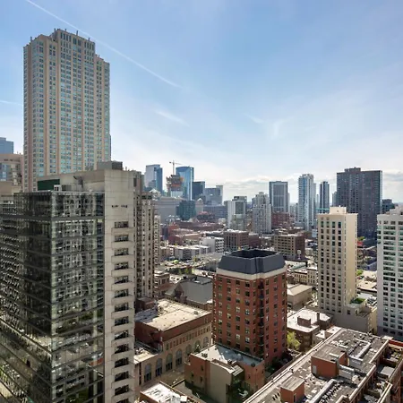 River N 1br W Gym Pool Nr Magnificent Mile Chi-125 Chicago