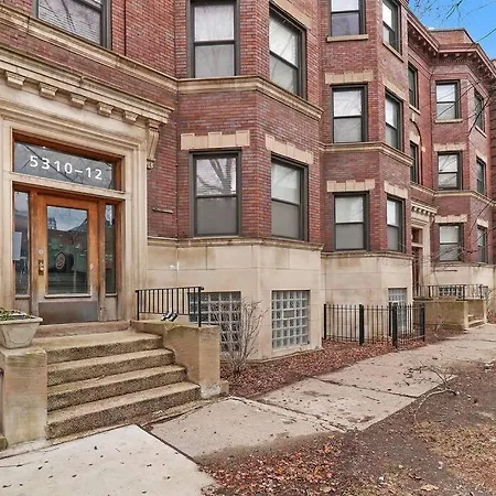 Modern & Spacious 3br With In-unit Laundry - Bstone 2 Chicago