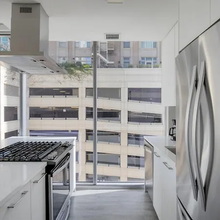 River North 1br W Coffee Shop Gym Nr Chi-972 *