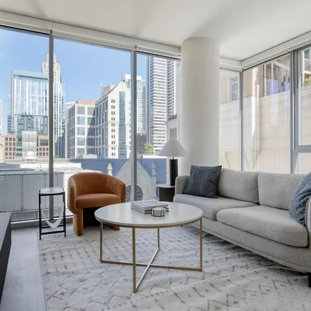 River North 1br W Coffee Shop Gym Nr Chi-972 Apartment
