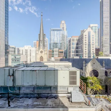 River North 1br W Coffee Shop Gym Nr Chi-972 * Chicago