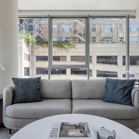 Apartment River North 1br W Coffee Shop Gym Nr Chi-972