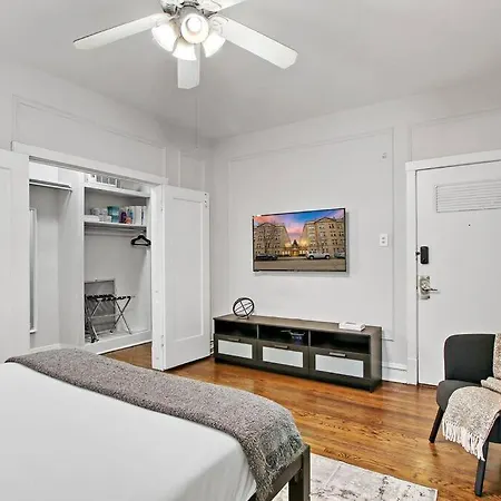 Unit Cozy & Convenient - Bstone 226 Rep Apartment *