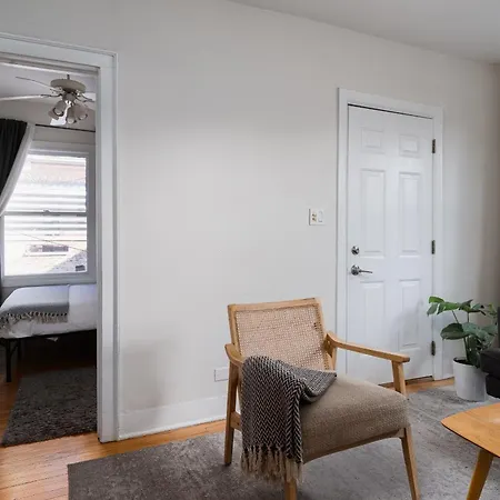 Bucktown 2br Near The 606