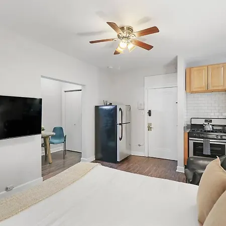Trendy In - Kenwood 103 & 303 Rep Apartment *