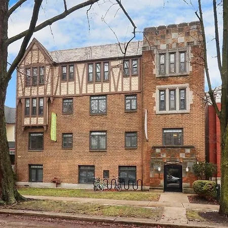 Trendy In - Kenwood 103 & 303 Rep Apartment *