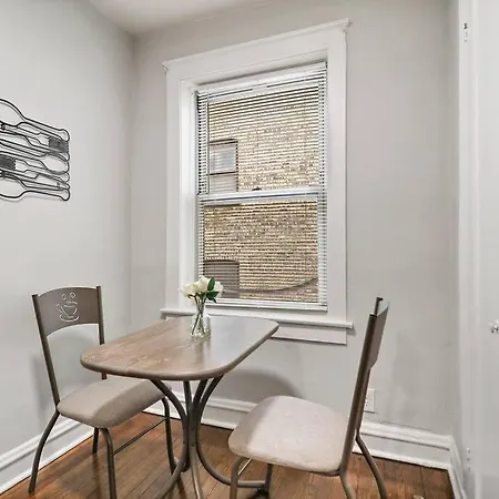 Elegant & Stylishly 1br Fully Furnished - Lincoln 205 * Chicago