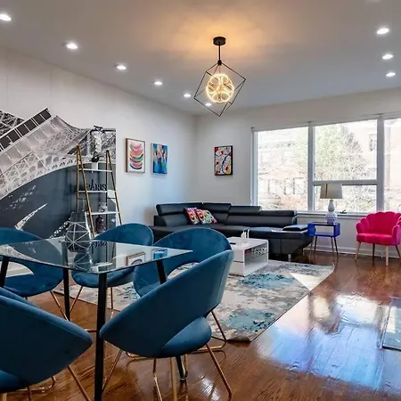 Apartment French Design Luxurious Downtown 3br Sleeps 8 Guests *