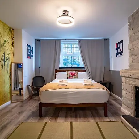 Japanese Themed 2br In Gold Coast For Up To 4 Guests Apartment Chicago