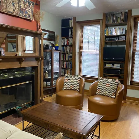 Superior Apartment Chicago