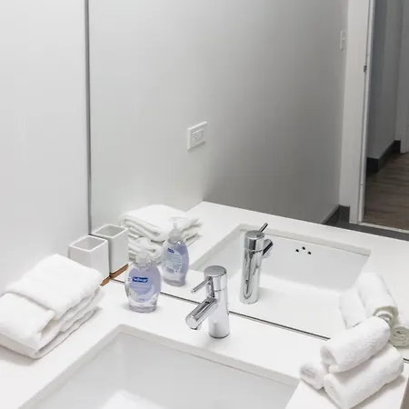Apartment Envitae 3br Luxury Corner Loft With Navy Pier Views Chicago