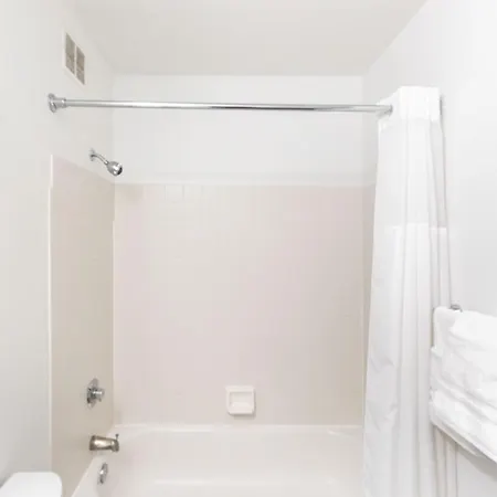 Envitae 3br Luxury Corner Loft With Navy Pier Views Chicago