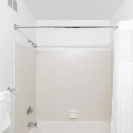 Envitae 3br Luxury Corner Loft With Navy Pier Views *