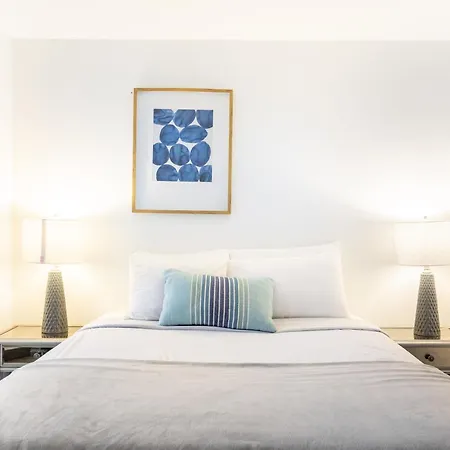 Envitae 3br Luxury Corner Loft With Navy Pier Views *