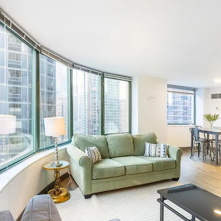 Envitae 3br Luxury Corner Loft With Navy Pier Views Apartment Chicago