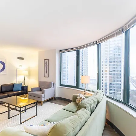 Apartment Envitae 3br Luxury Corner Loft With Navy Pier Views Chicago