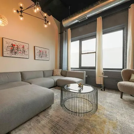 Mccormick 3br/2ba Luxury For Up To 8 Guests With Optional Parking And Gym Access * Chicago
