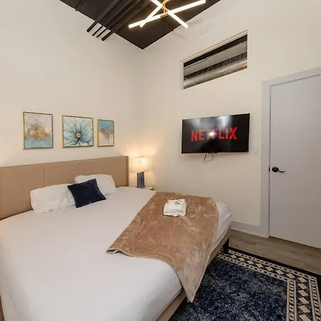 Mccormick 3br/2ba Luxury For Up To 8 Guests With Optional Parking And Gym Access Apartment