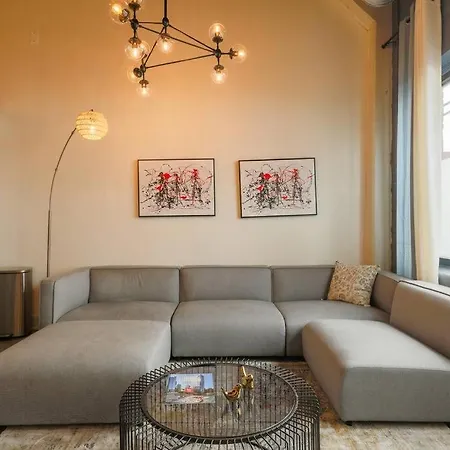 Mccormick 3br/2ba Luxury For Up To 8 Guests With Optional Parking And Gym Access Apartment