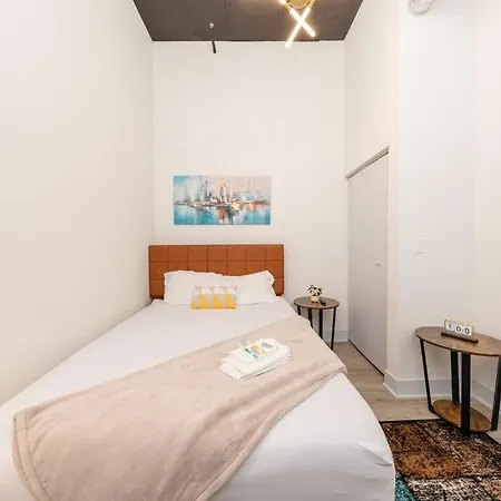 Spacious 5br Luxury Perfect For Group Sleeps 12 Near Mccormick Place, Grant Park And Soldier Field Apartment Chicago