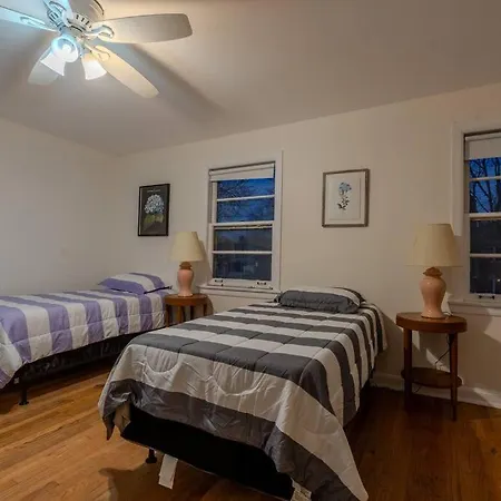 Discover Chicago, Spacious 4br Retreat W/ Parking *
