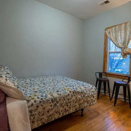 Cityscape Retreat 3br Haven With Free Parking Apartment Chicago