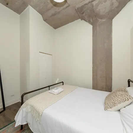 Family Friendly 2br South Loop With Optional Parking And Gym Access Sleeps Up To 8 Near Mccormick Place And Soldier Field * Chicago