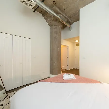 Family-friendly 3br Near Mccormick Place, Soldier Field & Shedd Aquarium, A Prime South Loop Spot *